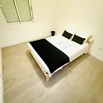 T4 *