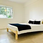 Apartment T4 *